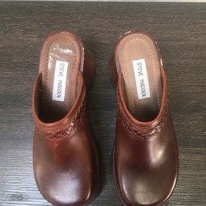 Steve Madden clogs..... super cute.